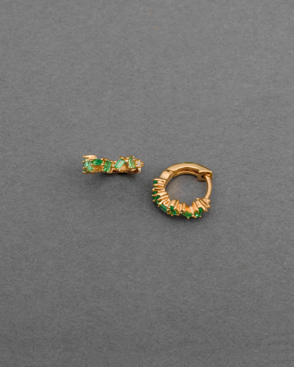 Sterling Silver Earring with Gemstone – Elegant and Colorful Design