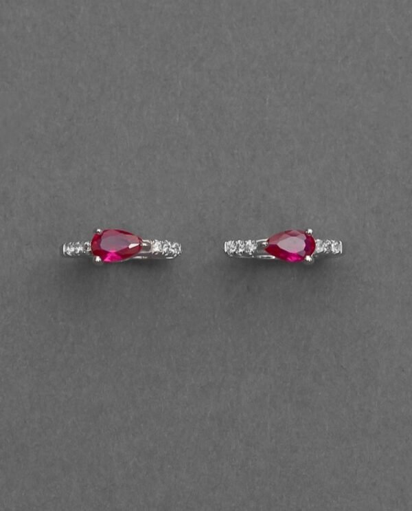 Sterling Silver Earring with Pink Stone – Elegant and Eye-catching Design
