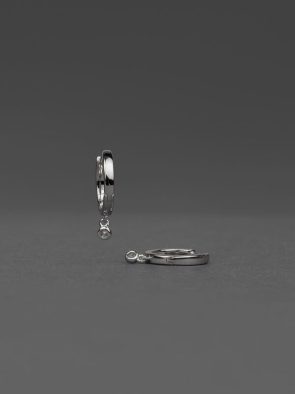 Sterling Silver Diamond Earrings – Elegant and Sparkling Design